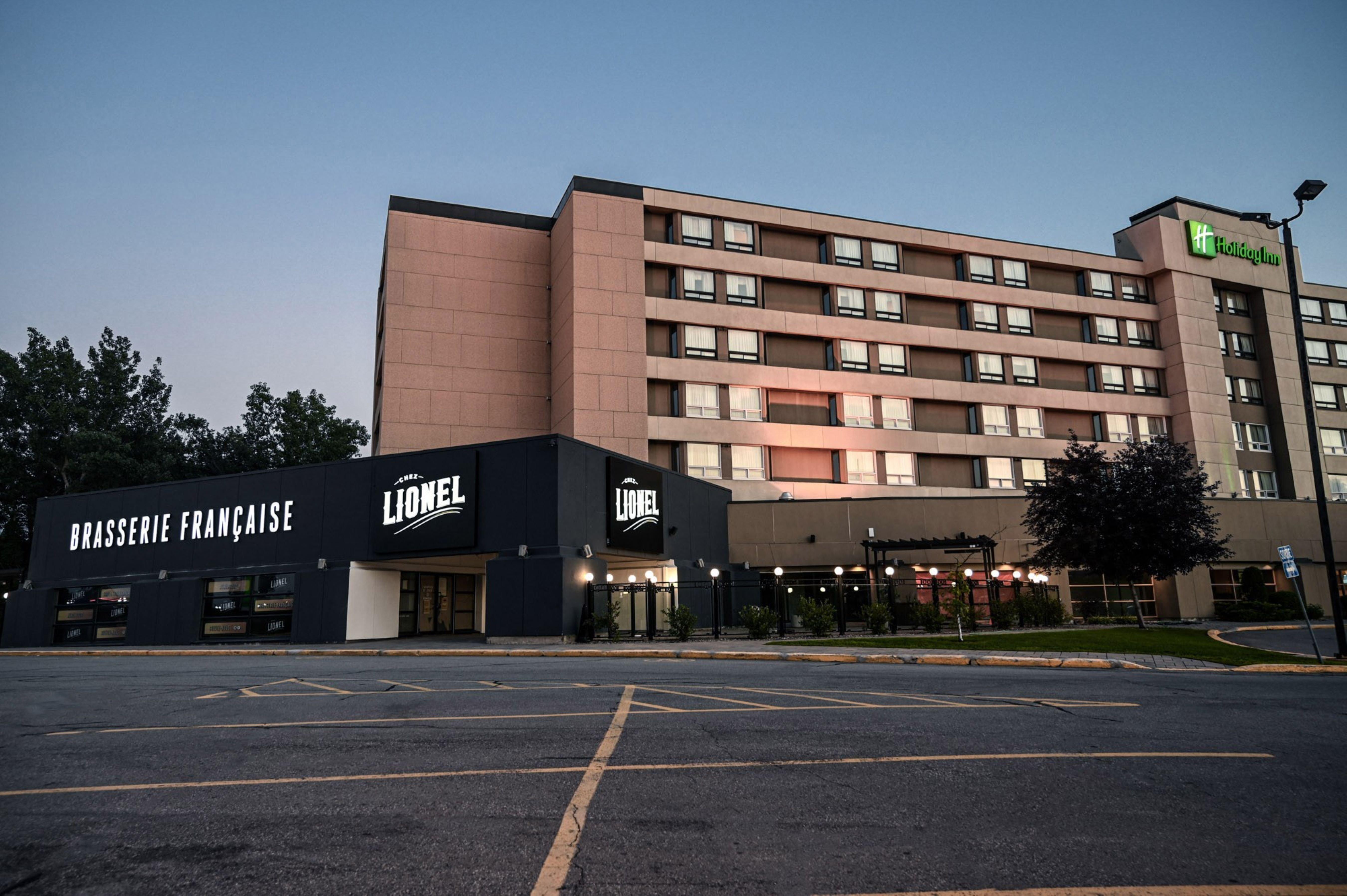 Holiday Inn Laval Montreal, An Ihg Hotel Buitenkant foto