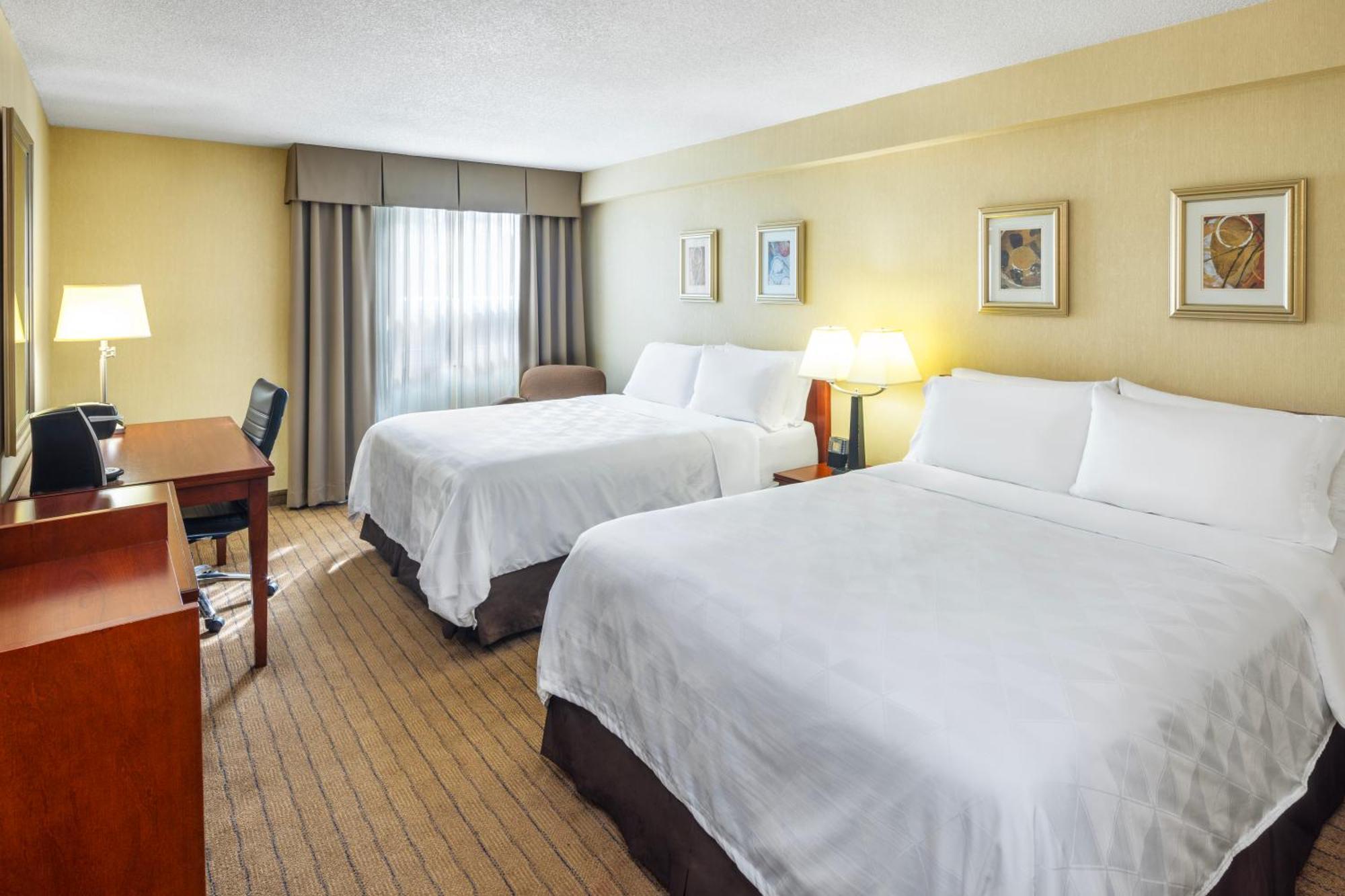 Holiday Inn Laval Montreal By Ihg Buitenkant foto