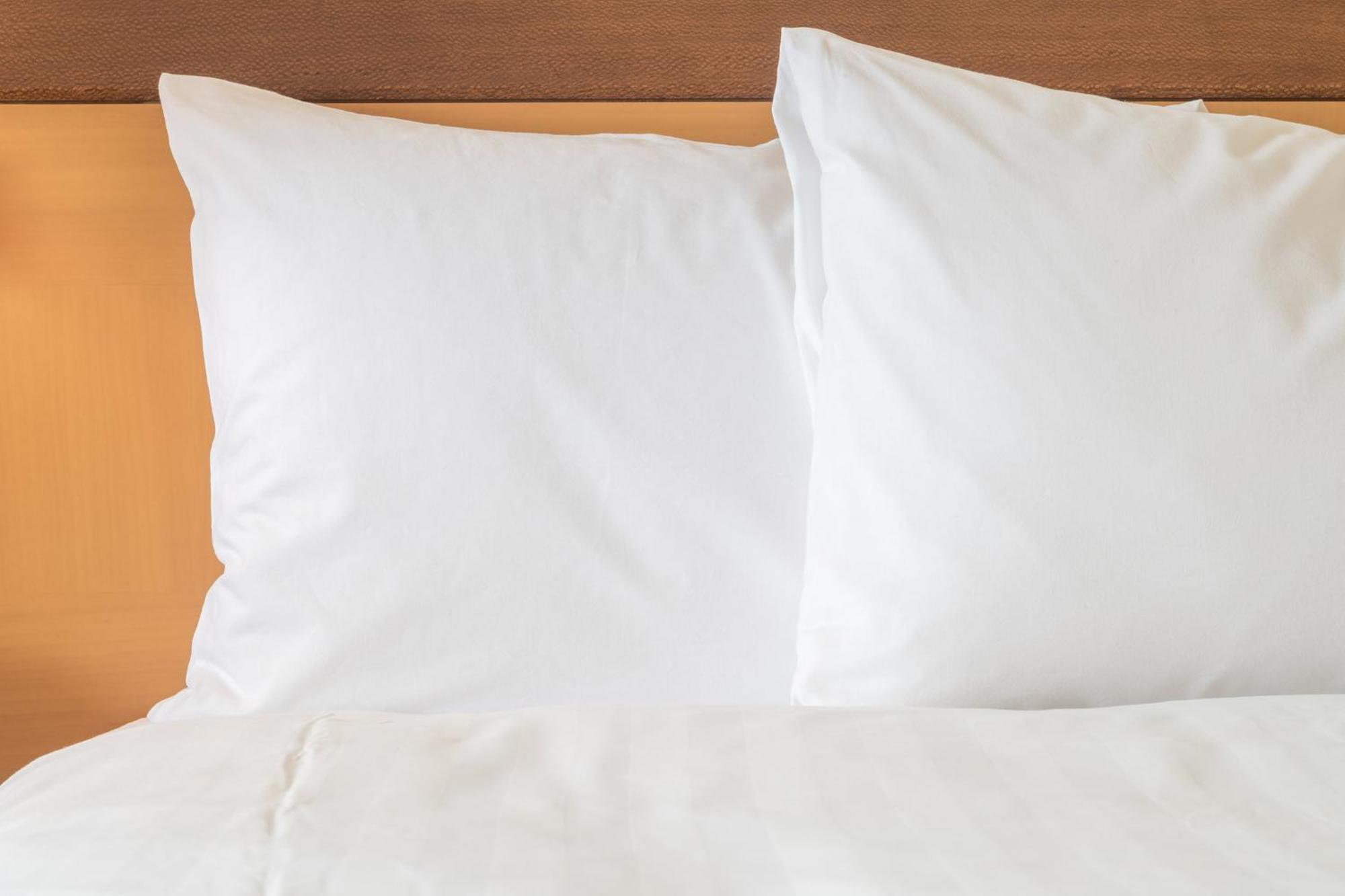 Holiday Inn Laval Montreal By Ihg Buitenkant foto