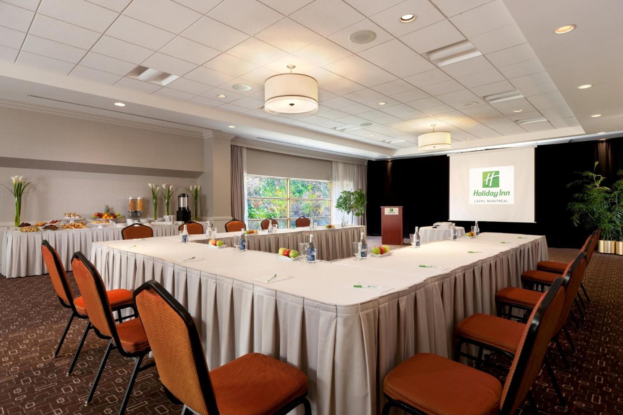 Holiday Inn Laval Montreal By Ihg Buitenkant foto