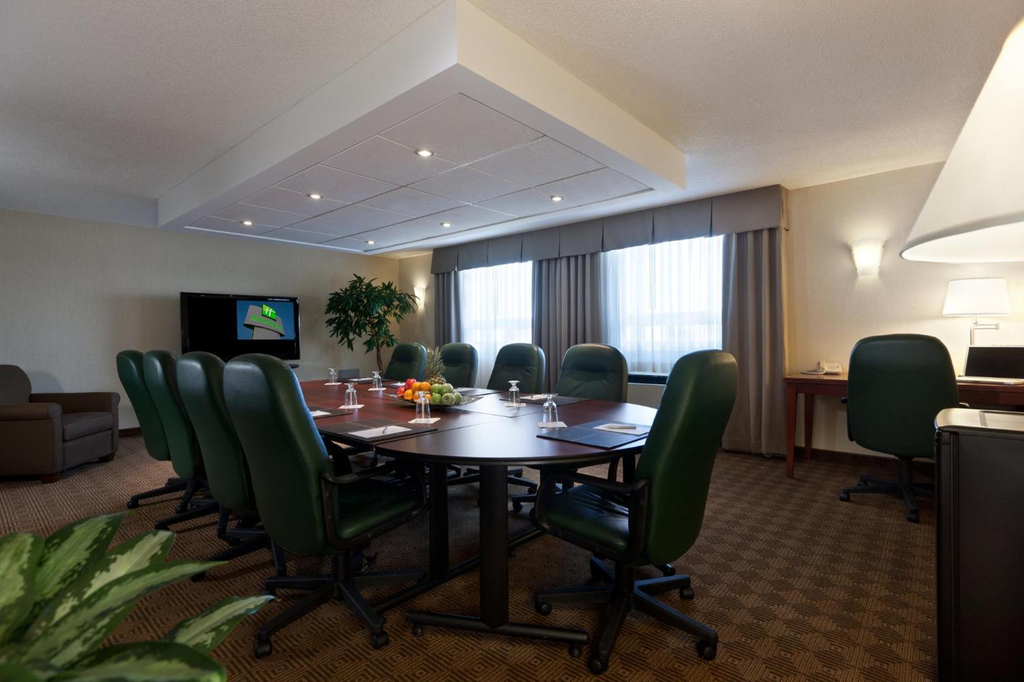 Holiday Inn Laval Montreal By Ihg Buitenkant foto